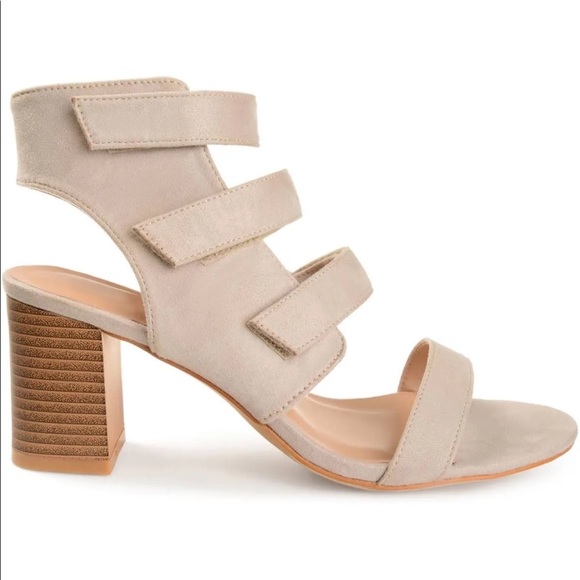 Journee Collection Womens Perkin Gladiator Sandals. Size 7, NEW - Picture 1 of 4